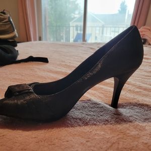 Apt.9 black heels S9